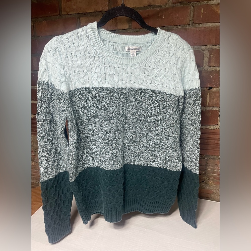 Croft & Barrow Light Blue Knit Sweater size M